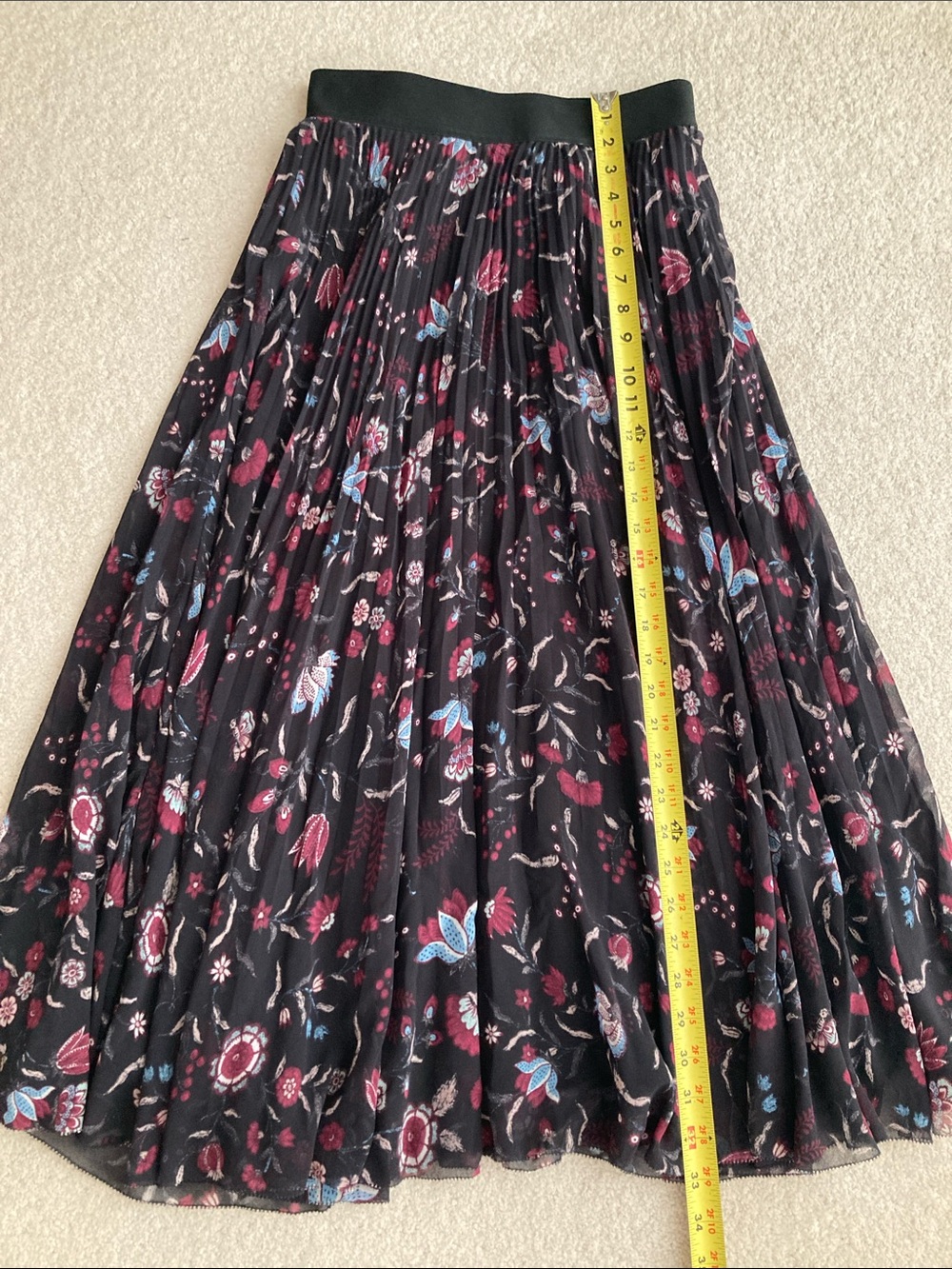 Aritzia Wilfred twirl pleated skirt - Picture 5 of 8